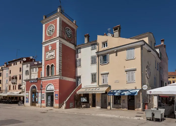 Royal Apartments
